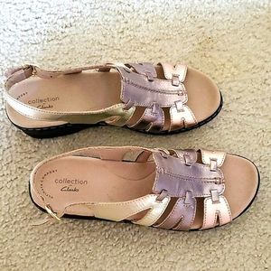 Clarks Leximarigold NWT metallic sandals size 8.5 US